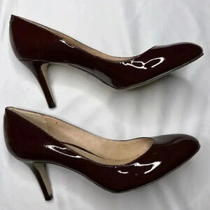 Louise et Cie Port soft patent leather size 8 1/2b